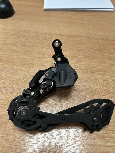 Tubo elettrico deragliatore
